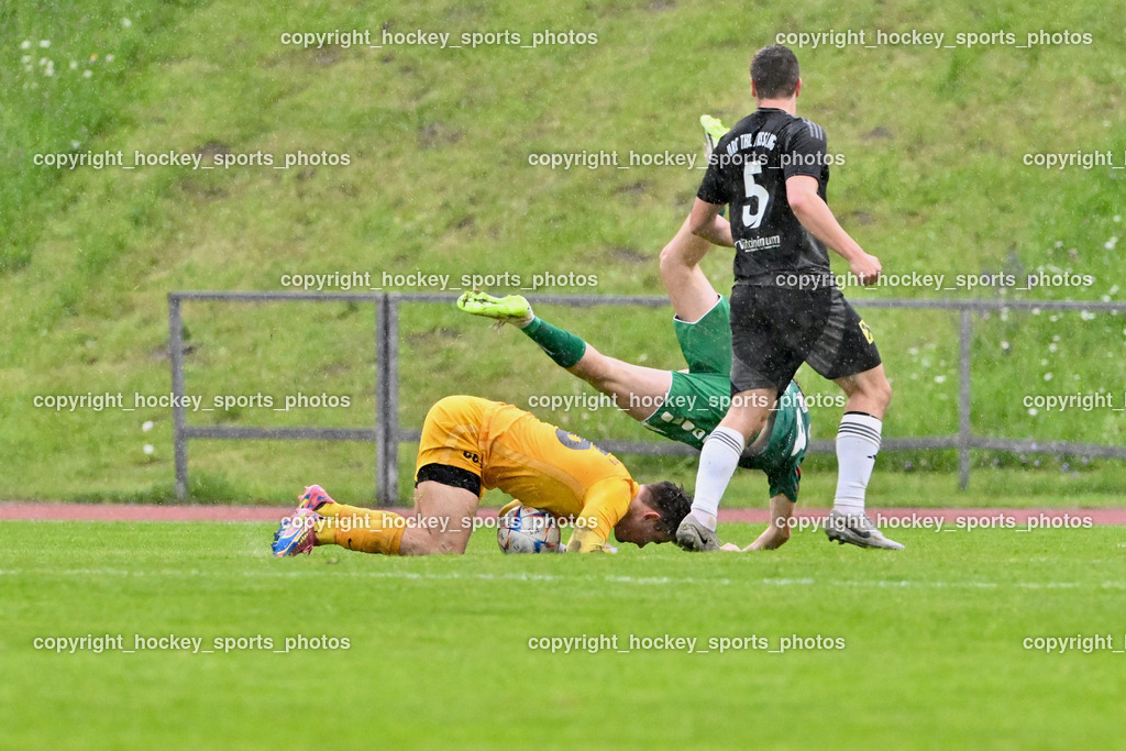 SV Rapid Lienz vs. URC Thal Assling | #5 Tobias Markus Trojer Thal Assling, #66 Simon Michael Trojer Thal Assling, #18 Oliver Gomig Rapid Lienz, SV Rapid Lienz vs. URC Thal Assling, SV Rapid Lienz vs. URC Thal Assling am 08.06.2024 in Lienz (Dolomiten Satadion), Austria, (Photo by Bernd Stefan)