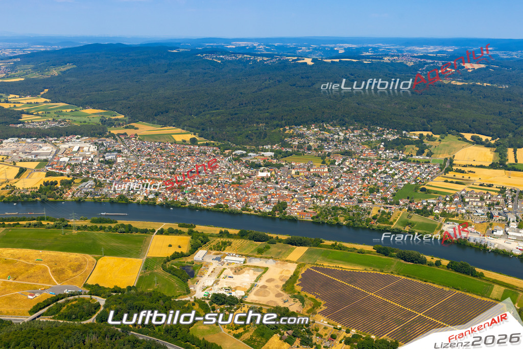 Das Luftbild zeigt :  Kleinostheim - Die Luftaufnahme wurde 2023 vom UL-Flugzeug aus erstellt ( keine Drohne ) - Hochauflösende Luftaufnahme - Für grossformatige Ausdrucke geeignet. Die Geschenkidee !Mit Lizenz und Bildrechte bestellbar