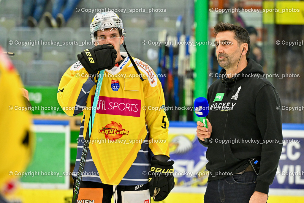 EC IDM WÄRMEPUMPEN VSV vs. Vienna Capitals | #5 Dominic Hackl Vienna Capitals, Gert Prohaska, EC IDM WÄRMEPUMPEN VSV vs. Vienna Capitals, EC IDM WÄRMEPUMPEN VSV vs. Vienna Capitals am 16.11.2025 in Villach (Stadthalle Villach), Austria, (Photo by Bernd Stefan)