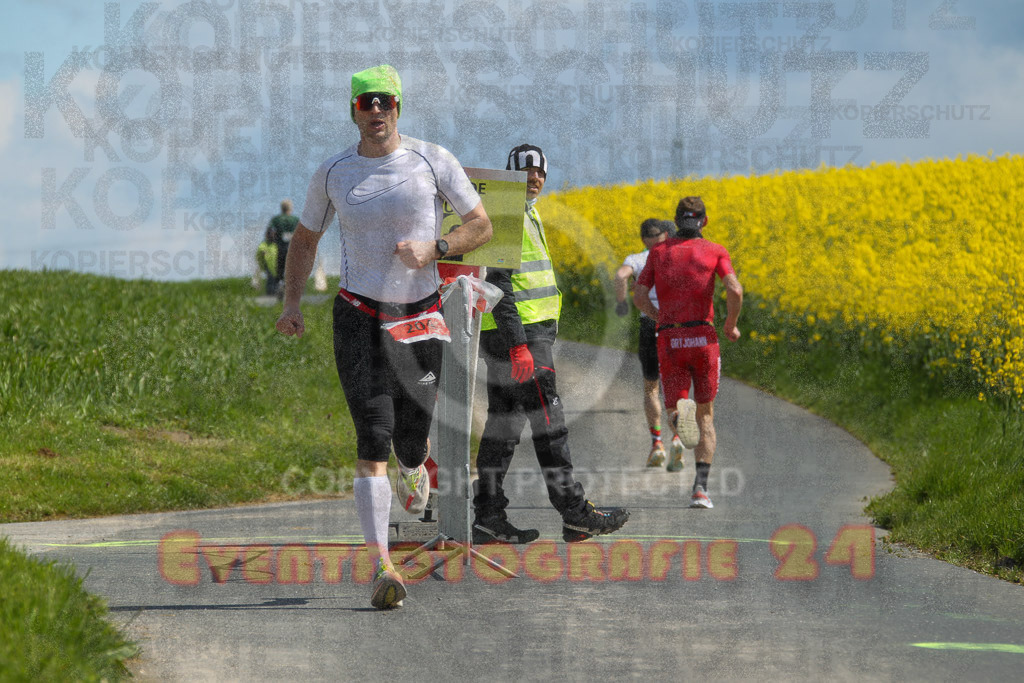 240421_1229_EV4_4396 | Sportfotografie im Rhein-Sieg Kreis, Köln, Bonn, NRW, Rheinland Pfalz, Hessen, etc. Unser Tätigkeitsfeld umfasst den Laufsport vom Volkslauf über den Marathon, Duathlon, Triathon bis zum Ultralauf wie Kölnpfad Ultra oder Schindertrail.