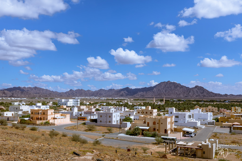 20241017-093615 OMAN _097 | Herzlich willkommen auf meiner Seite! Ich bin Elke Wallnisch, Deine Fotografin für lichtstarke Momente. Der Name steht für alles, was mich mit der Fotografie verbindet: Das Licht und seine machtvolle Wirkung auf eine Situation oder unsere Stimmung - Realisiert mit Pictrs.com