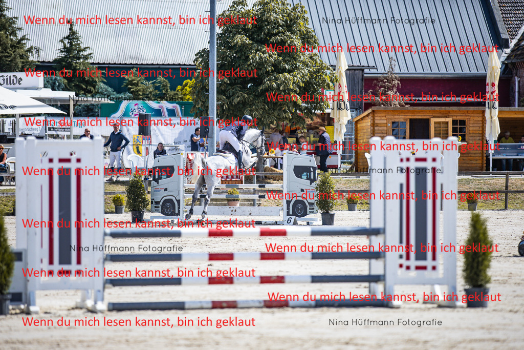 BK1A4992 | Turnierbilder Turnierfotos Nina Hüffmann Turnierfotografie Pferdefotografie Tierzeichnung Haustierzeichnung Pferdezeichnung Hundezeichnung Videograf  - Realisiert mit Pictrs.com