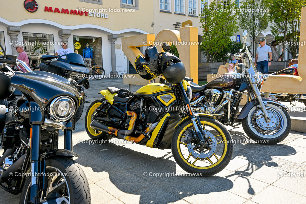 Linz_ Harley Davidson Charity_ 15.08.2023-1 | 15.08.2023, Linz, AUT, Harley Davidson Charity 2023 Hauptplatz Linz, im Bild Harley Davidson 