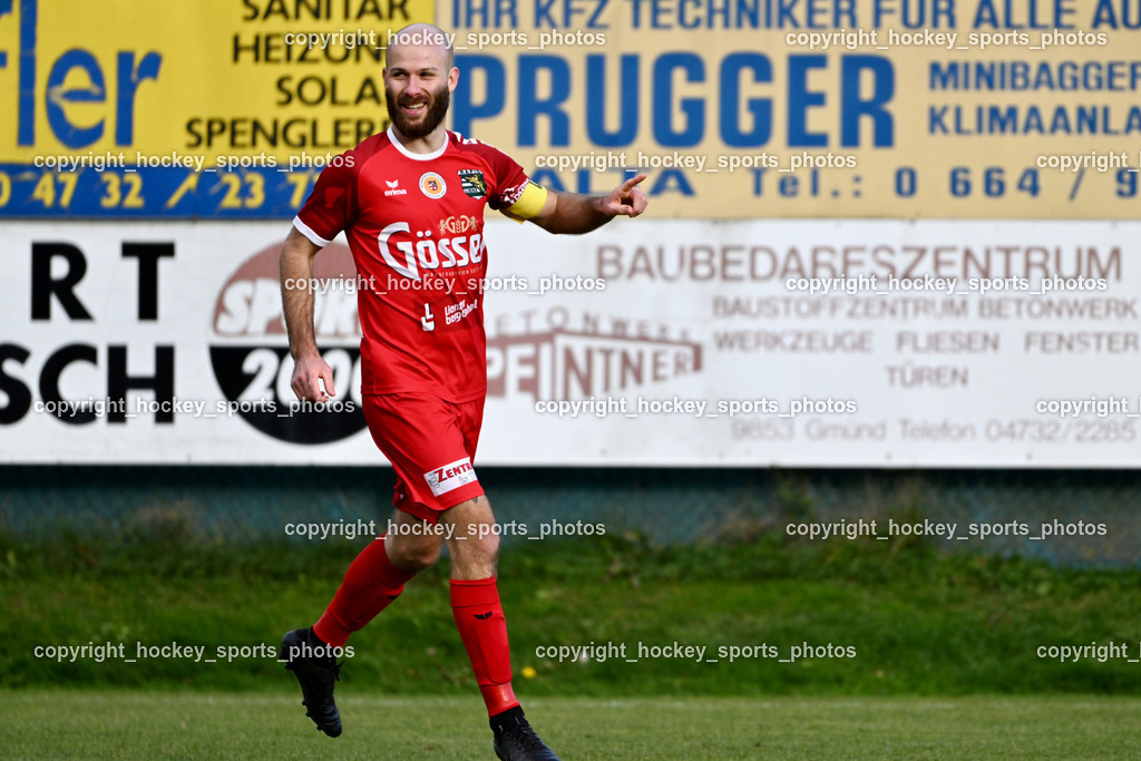 FC ASKÖ Gmünd vs. SV Rapid Lienz | Jubel #10 Dominik Müller Rapid Lienz, FC ASKÖ Gmünd vs. SV Rapid Lienz, FC ASKÖ Gmünd vs. SV Rapid Lienz am 09.11.2025 in Ferlach (Ballspielhalle Ferlach), Austria, (Photo by Bernd Stefan)