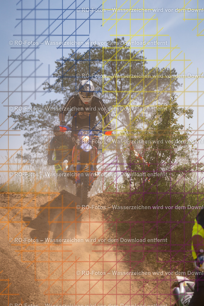 Niederwürzbach 2 Lauf-546 | Sportfotografie von RO-Fotos: Motorsport, Motocross, Enduro, Laufveranstaltungen und Triathlon. Professionelle Fotos von Sportlern und Events. - Realisiert mit Pictrs.com