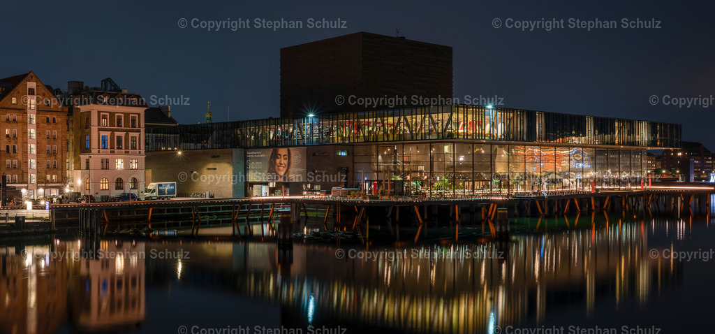 Kopenhagen | Skuespilhuset, Königliches Theater, Kopenhagen, Dänemark - Realisiert mit Pictrs.com