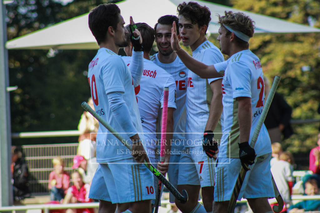 Rot - Weiß Köln - Münchner SC 25.09.22-26 | lanaschraderfotografie - Realisiert mit Pictrs.com