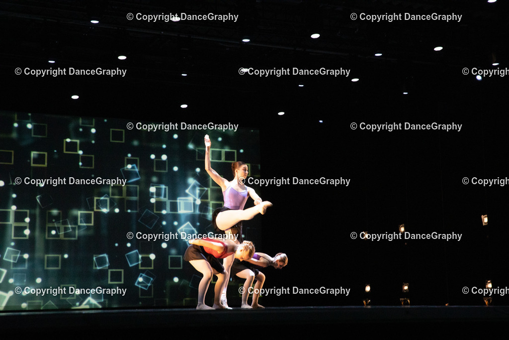 GPHY4589 | DanceGraphy - Realisiert mit Pictrs.com