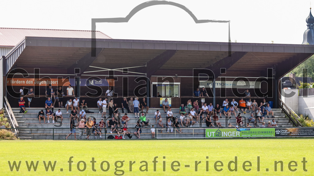 2023-07-08_099_FC_Langengeisling_gegen_TSV_Buchbach | Erding, Deutschland, 08.07.2023:
Fußball, Bezirksliga Oberbayern Ost 2023 / 2024, Testspiel, FC Langengeisling gegen TSV Buchbach, Endergebnis: 0:6

Foto: Christian Riedel / fotografie-riedel.net