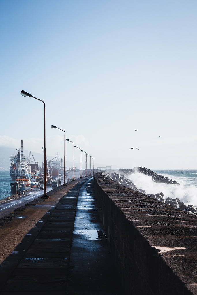 Am Hafen | Durch die Stadt gehen, als wohnte man woanders. Fotografie, subjektiver Urbanismus und aktiver Müßiggang. - Realisiert mit Pictrs.com