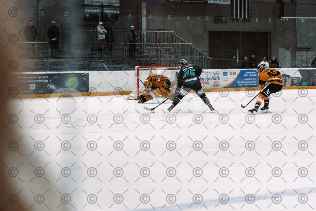 Alligators_vs_Fuessen_26.10.2025-071 | Höchstadt Alligators Fotogalerie: Eishockey-Action aus Franken. Professionelle Spielfotos, Portraits & Stadionbilder zum Download. Jetzt entdecken! - Realisiert mit Pictrs.com