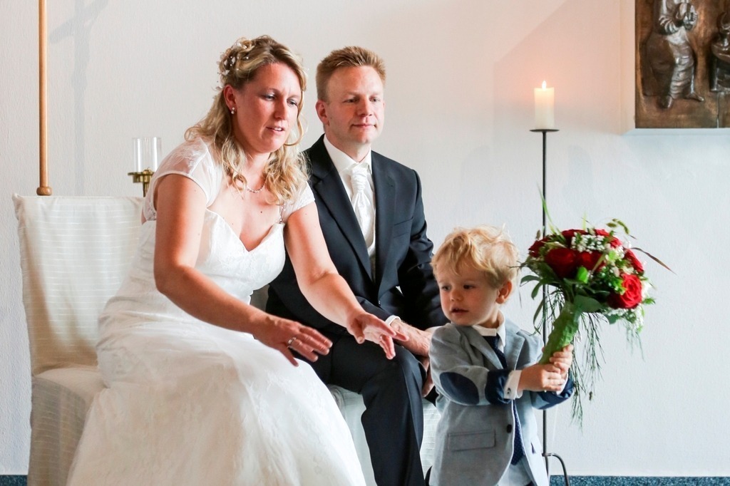 top-top.de Hochzeiten128 | Foto, Video, Fotografie, Videografie, Fotobox, DJ, Discjockey, Musik, Musikbox, Veranstaltung, Photobooth, Amazon, Ebay, Buchtipp, Bestseller, Autor, Verlag, Buch, Wesel, Hamminkeln, NRW, Dinslaken, Rees, Drohne, Hochzeit, Party, Fotobox, Wesel, Fotograf