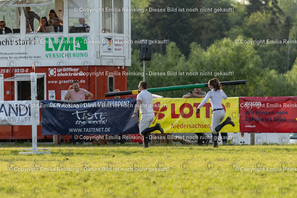 CL5A1317 | Emilia Reinking Fotografie - Realisiert mit Pictrs.com