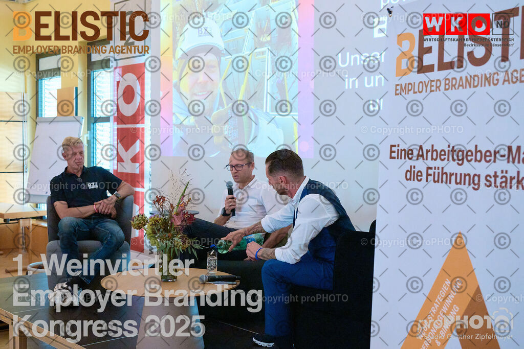 149_202509_EmployerBranding_NZ9_1764 | proPHOTO - Realisiert mit Pictrs.com