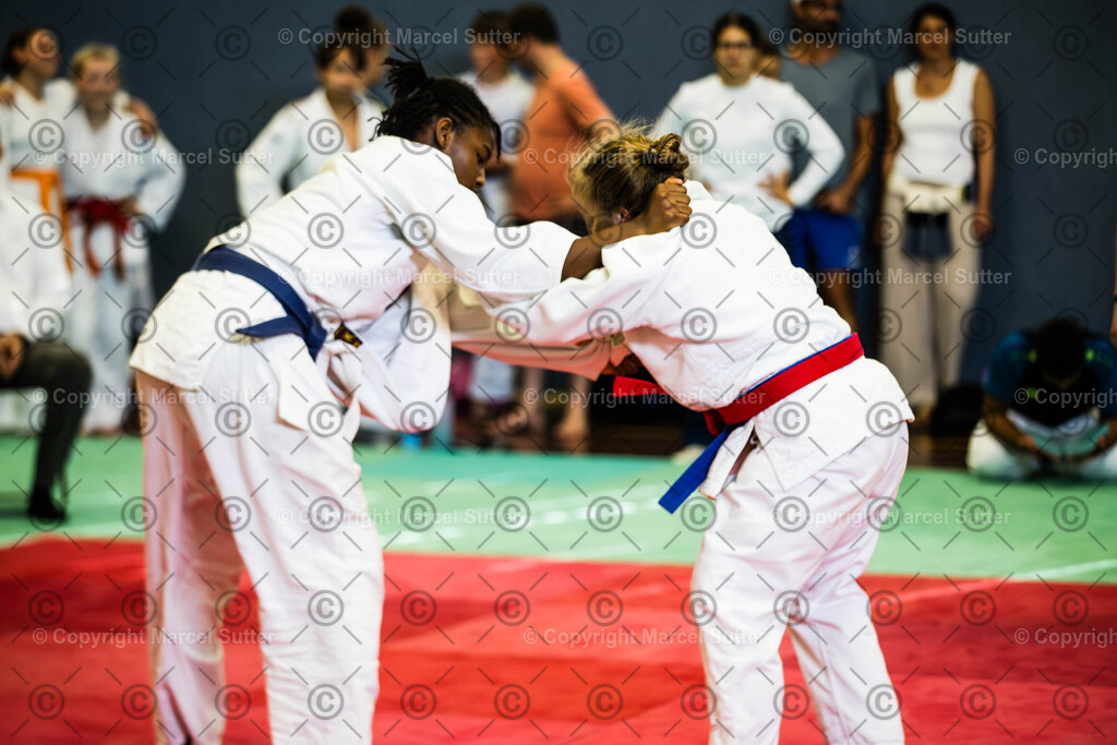 250920-144611-_G2A8786-MarcelSutter | Finde und bestelle deine Sport- und Eventfotos in höchster Qualität. Professionelle Aufnahmen von Wettkämpfen, Veranstaltungen und Outdoor-Events – schnell und einfach online bestellen. - Realisiert mit Pictrs.com