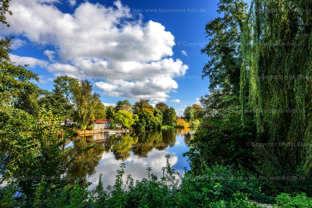 Stade Holzhafen_Herbst_ELS_7787041026 | Fotos aus den Touristenorten aus Norddeutschland. - Realisiert mit Pictrs.com
