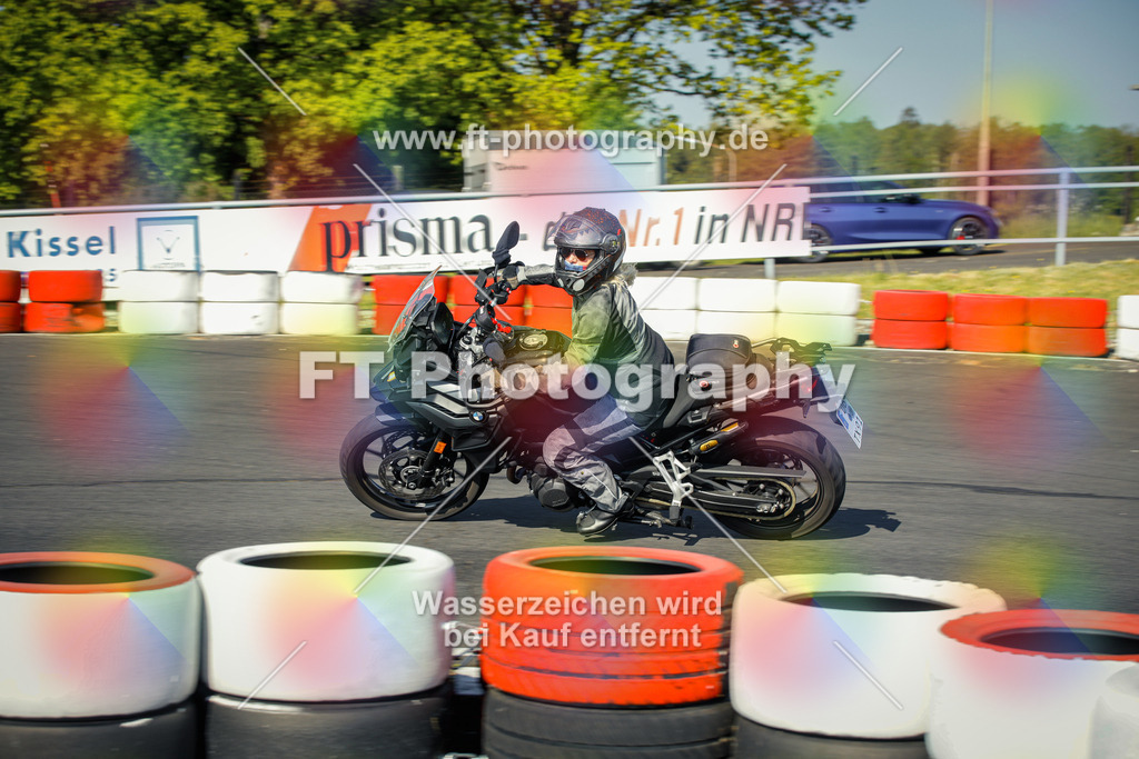 OBK_Mai_Volker_Adam-10083 | Hier findet Ihr Bilder von Touristenfahrten auf der Nürburgring Nordschleife oder von anderen Veranstaltungen die ich besucht habe. Viel Spass beim Durch Schauen 