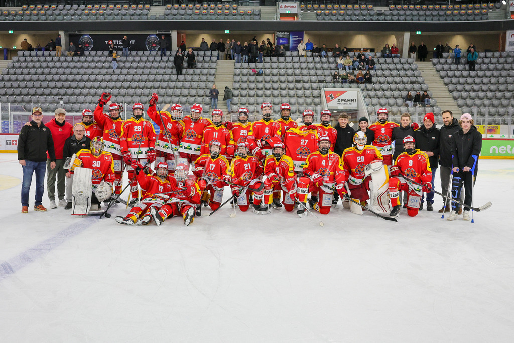 0316_WB_EHCB vs SCRJL_1885 | Sportbilder, Sportfotograf, Hochzeits- und Eventfotografin, Flugshows, Portraits und Tiershooting, Aviation, Downhill, Nationalleague, Swissleague, International