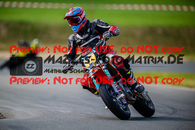 MaZZes_FotoMatrix_220904_8090 | S2