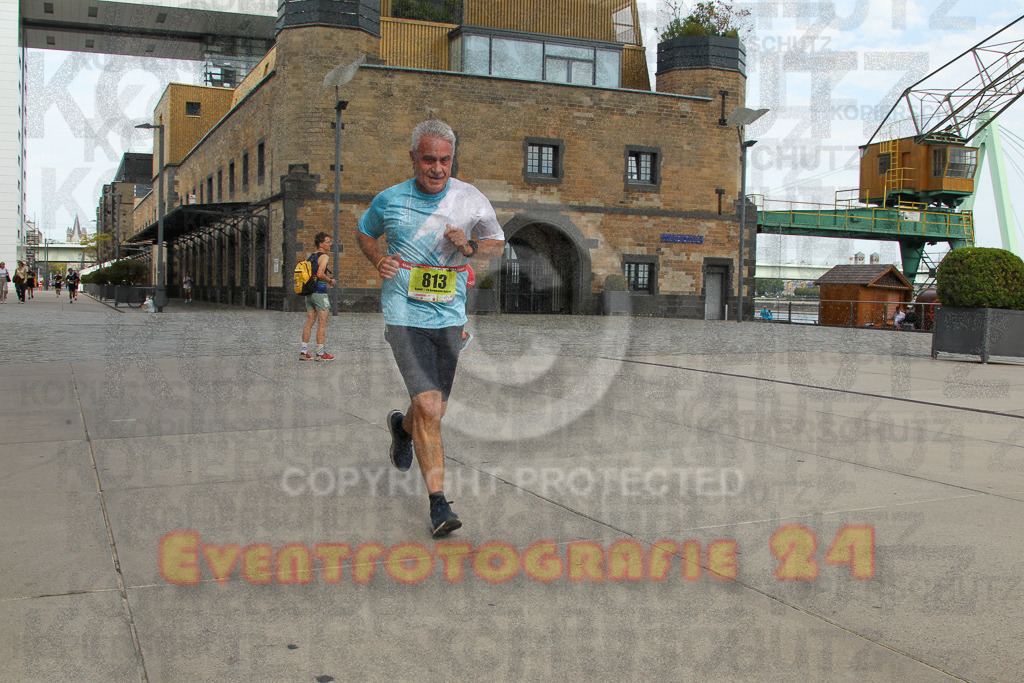 250920_1322_EV4_5355 | Sportfotografie im Rhein-Sieg Kreis, Köln, Bonn, NRW, Rheinland Pfalz, Hessen, etc. Unser Tätigkeitsfeld umfasst den Laufsport vom Volkslauf über den Marathon, Duathlon, Triathon bis zum Ultralauf wie Kölnpfad Ultra oder Schindertrail.
