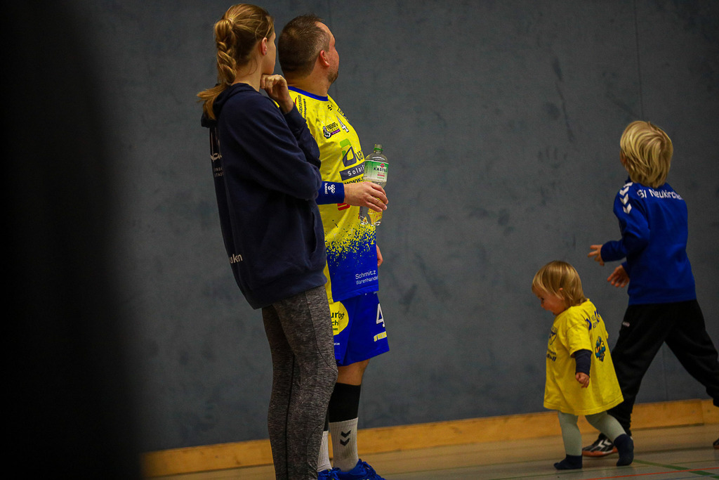 SVN_TvBiefang_161124_090 | Bildergalerie von Sport-Ereignissen aber auch von weiteren spannenden Dingen - nicht nur vom Niederrhein. In Anlehnung an den bekannten Spruch von Hanns Dieter Hüsch heißt das Motto: "Niederrhein ist überall".  - Realisiert mit Pictrs.com