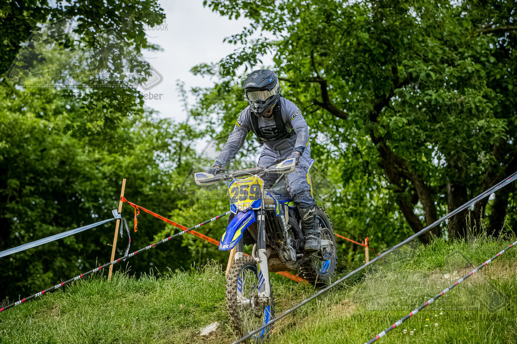 AS7I1682 | EeaA-Entertainment fotografiert für den SAM - Schweizerischer Auto- und Motorradfahrer-Verband und das Motor Journal in der Sparte Motocross, MX Photographie, Schweiz, SAM, MXRS, Swiss MX Network, Motocross Fotografie, MX Fotografie, Fotograf, Photographi
