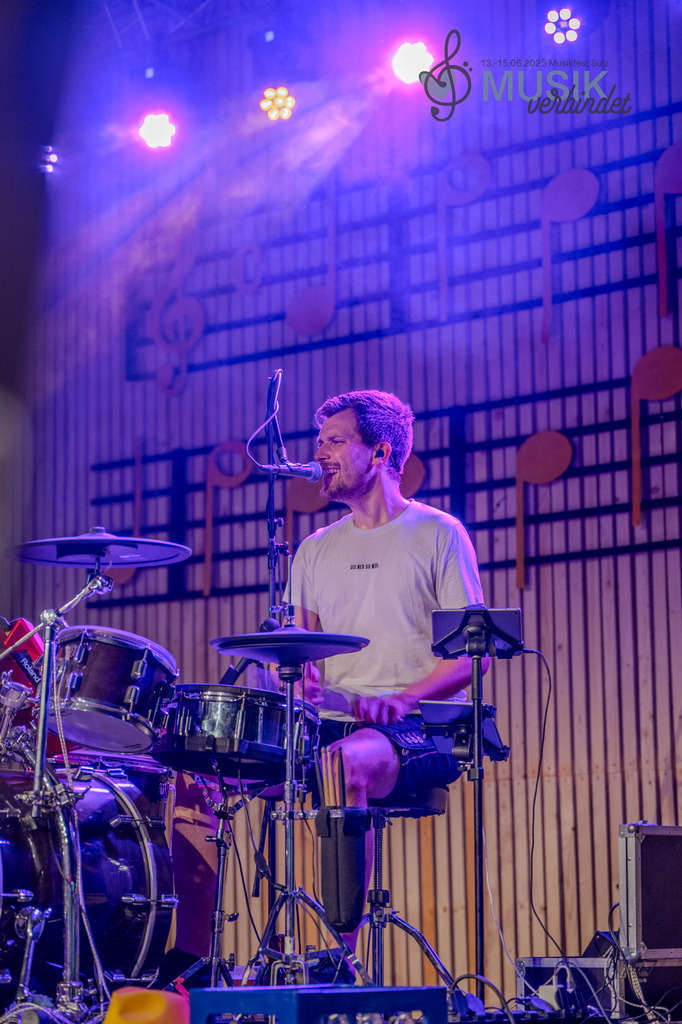 DSC_3736 | "Fussifoto.com – Ihr Ansprechpartner für hochwertige Fotografie! Entdecken Sie kreative Bilder und professionelle Dienstleistungen. Kontaktieren Sie uns für Ihre Projekte!"