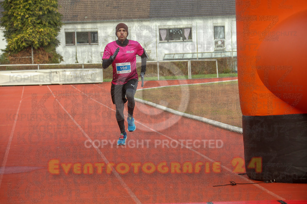 230129_1124_EX1_4877 | Sportfotografie im Rhein-Sieg Kreis, Köln, Bonn, NRW, Rheinland Pfalz, Hessen, etc. Unser Tätigkeitsfeld umfasst den Laufsport vom Volkslauf über den Marathon, Duathlon, Triathon bis zum Ultralauf wie Kölnpfad Ultra oder Schindertrail.