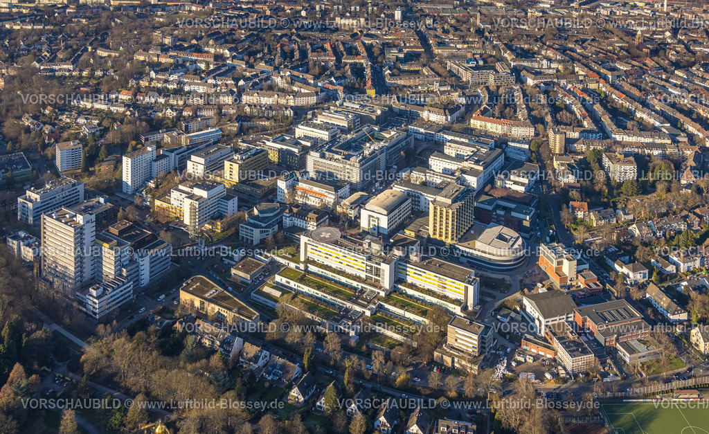 Essen230201595 | Luftbild, Universitätsklinikum Essen mit Baustelle, Holsterhausen, Essen, Ruhrgebiet, Nordrhein-Westfalen, Deutschland