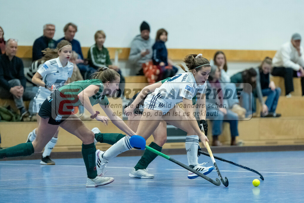 HK_20240113_107903 | 1. Bundesliga Damen Düsseldorfer HC - Club Raffelberg am 13.1.2024 DHC Halle, Düsseldorf , Clara Ycart ( Düsseldorfer HC #10 )