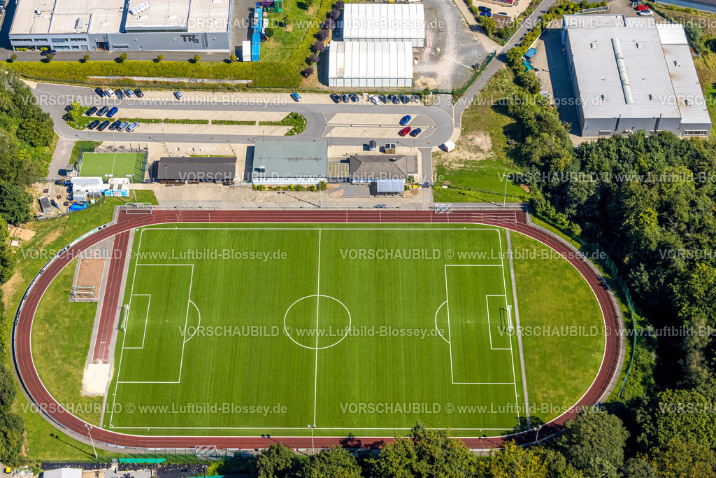 Gevelsberg240815823 | Luftbild, Waldstadion, Fußballstadion und Leichtathletikstadion FC Schwarz Weiß Silschede 1926 e.V., Gewerbegebiet Kalthofs Park mit TKR Spezialwerkzeuge GmbH, Silschede, Gevelsberg, Ruhrgebiet, Nordrhein-Westfalen, Deutschland