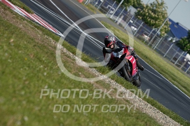 2025_05_12_PBK_14908 | Sportfotografie; SlowMotion; Video; Rennstrecke; Hafeneger; Speer; Racing; RSE; BMW; CBO; Trackday; Motorsportarena; Hockenheimring; Brno; Most; Barcelona; Valencia