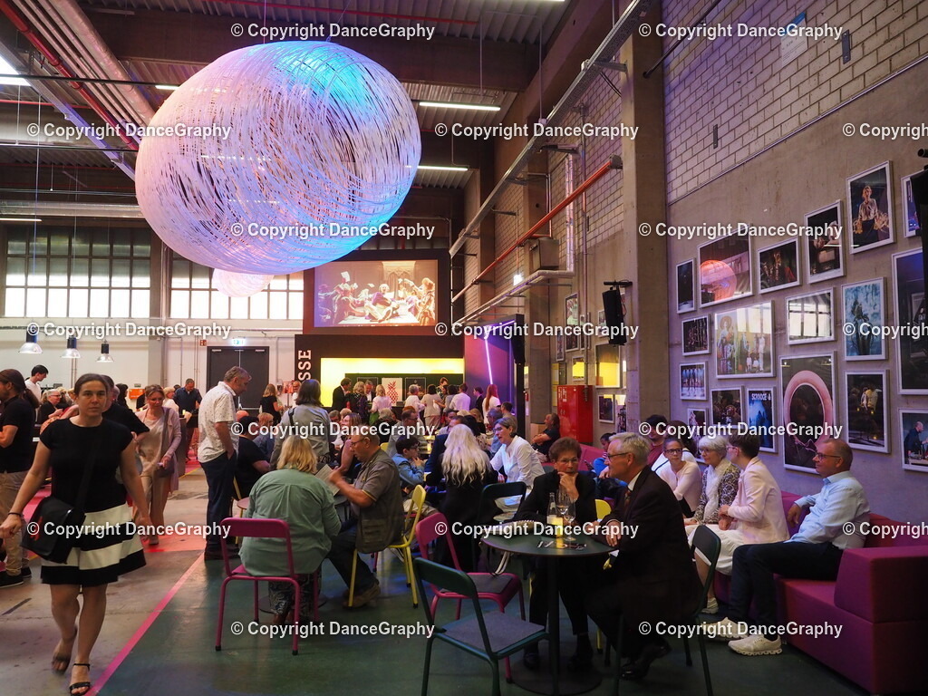 P7261425 | DanceGraphy - Realisiert mit Pictrs.com