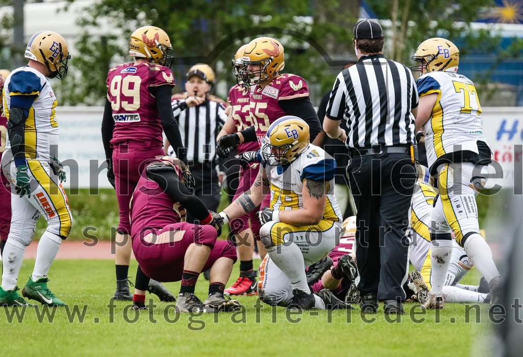 2022-04-30_030_Erding_Bulls_gegen_Regensburg_Phoenix | Erding, Deutschland, 30.04.2022:
Football, Regionalliga 2022, 1. Spieltag, Erding Bulls gegen Regensburg Phoenix

Foto: Christian Riedel / fotografie-riedel.net