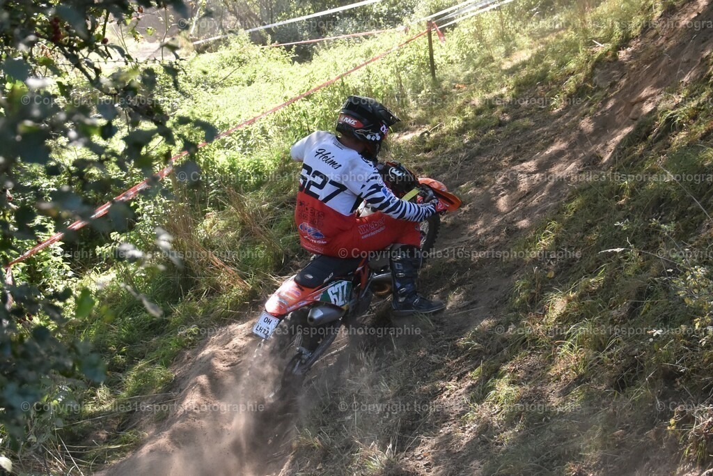 DSC_0030 | Sportfotografie , Motorsport, Motoross, Reitsport, Mointainbike, Enduro,
Landschaft , Outdoor, Eventfotografie, Landschaft, Bilder online bestellen - Realisiert mit Pictrs.com