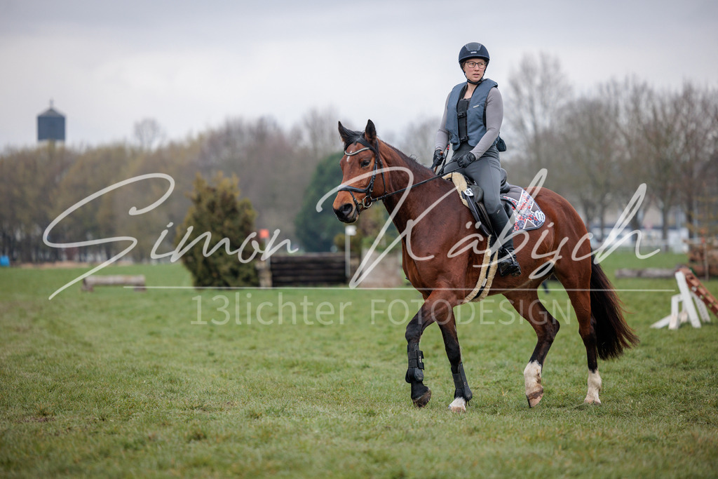 20260329-_3LI3995 | Tierfotografie Pferde, Hunde, Katzen, Haustiere.
Turnierfotografie Reitturniere, Reiten, Springreiten, Dressur in Hanau, dem Main-Kinzig-Kreis und dem Rhein-Main- Gebiet um Frankfurt