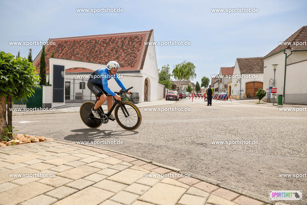LUR_6450 | Neusiedler See Radmarathon 2025 #neusiedlerseeradmarathon #yourpictrs #sportshot_your_pictrs @Sportshotphotography Copyright:www.sportshot.de