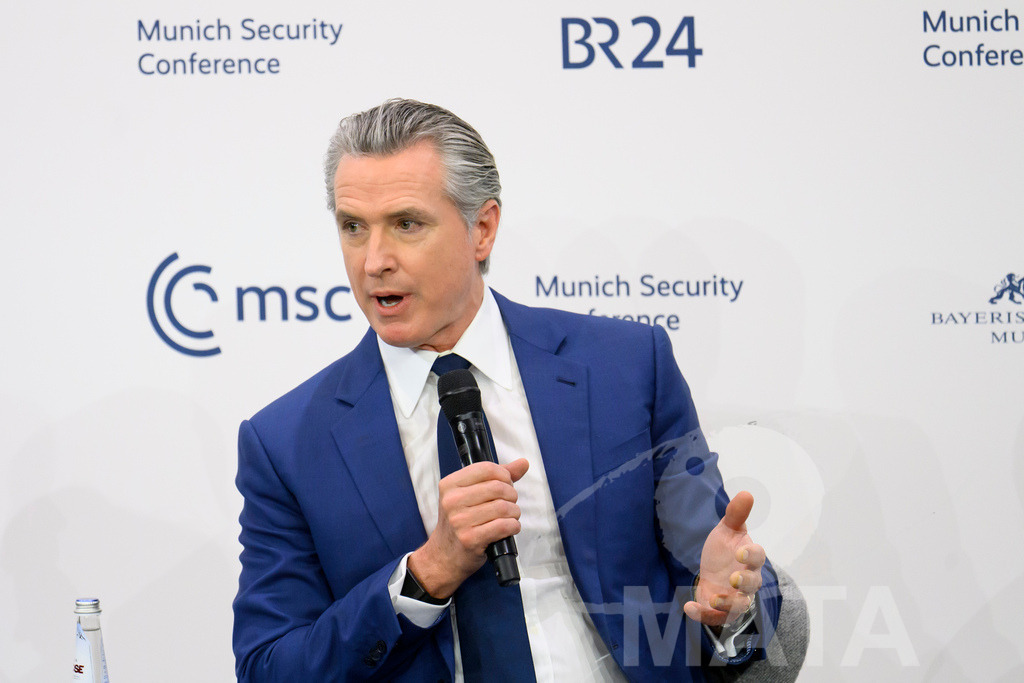 _DWA6167 | MATA IndoCon - Realisiert mit Pictrs.com