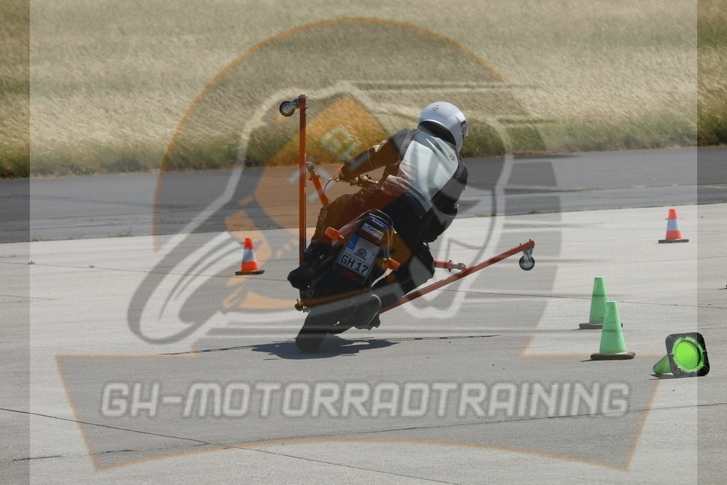 IMG_3044 | gh-motorradtraining-foto.de - Realisiert mit Pictrs.com