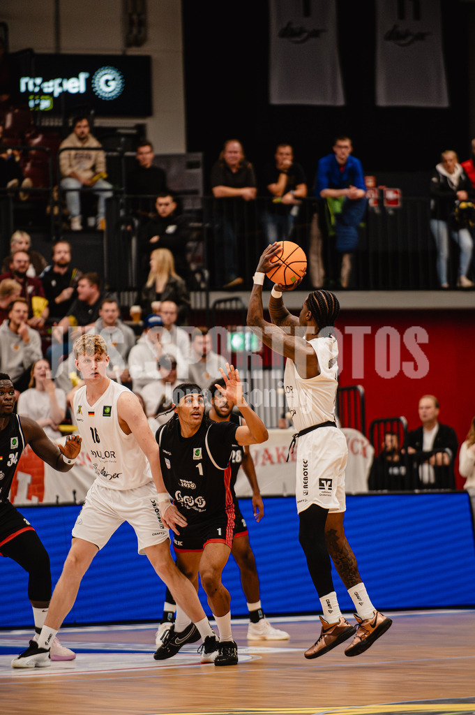 Dragons-27 | jns.sportfotos - Realisiert mit Pictrs.com