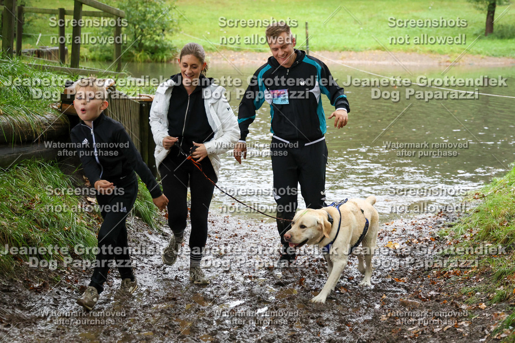 Dog Paparazzi -  SD1026-8392 | Dog Paparazzi Jeanette Grottendiek Fotografie & Videografie - Realisiert mit Pictrs.com