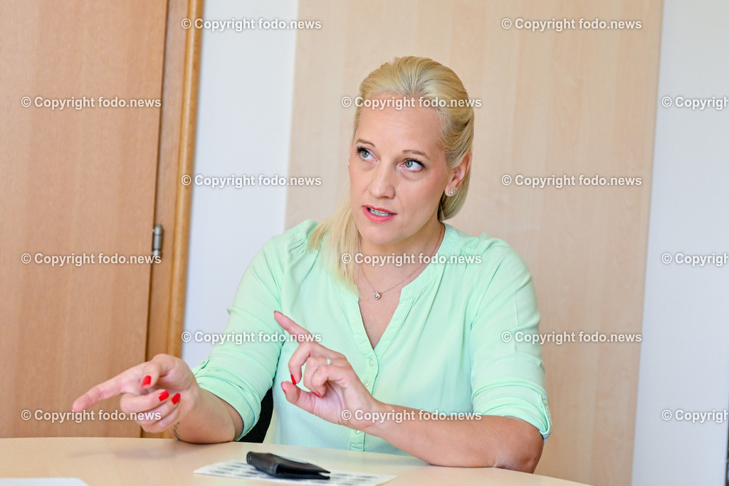 Sarah Windischhofer_ Gerichtsvollzieher_ 21.06.2023-27 | 21.06.2023, Linz, AUT, Landesgericht Linz, Gerichtsvollzieher, im Bild Sarah Windischhofer (Gerichtsvollzieher)