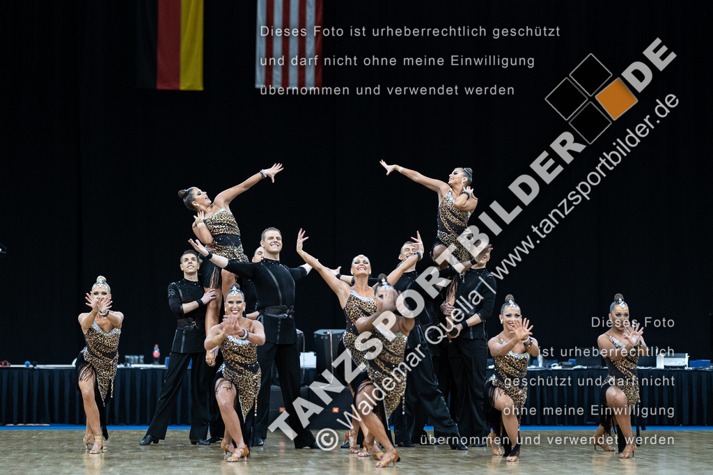 20230226-10324 | Hier finden Sie Tanz Bilder vom Latein und Standard Formationen tanzen. Sportbilder vom Tanzsport. Schöne Fotos und von Weltmeisterschaft, Europameisterschaft, Bundesliga, Regionalliga, Oberliga und Landesliga sowie von GOC Stuttgart, DanceComp, WM Bremen