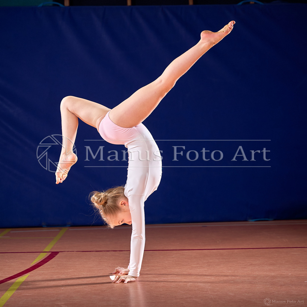 B-DSC00845 | Professionelle Sportfotografie in Hamburg, Schleswig-Holstein und Niedersachsen – spezialisiert auf Rhönrad, Geräteturnen, Leistungsturnen und rhythmische Sportgymnastik. Bundesweite Begleitung von Rhönrad-Events. Jetzt Sport-Fotos - Realisiert mit Pictrs.com