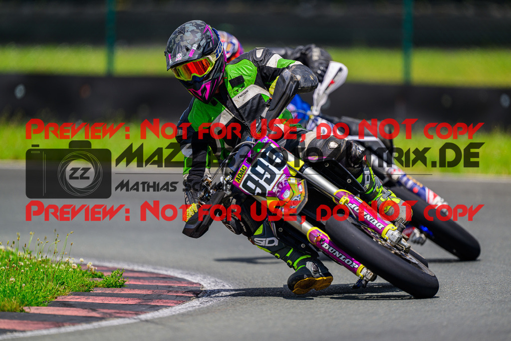 MaZZes_FotoMatrix_240623_6007705_8464 | S4