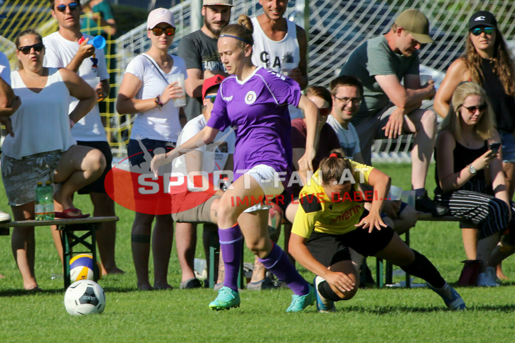 SV Oberglan Damen - Austria Klagenfurt |  ; SV Oberglan Damen - Austria Klagenfurt am 06.06.2022 in Oberglan
(Sportplatz), AUSTRIA, (Photo by Ernst Krawagner sport-fan.at) - Realisiert mit Pictrs.com