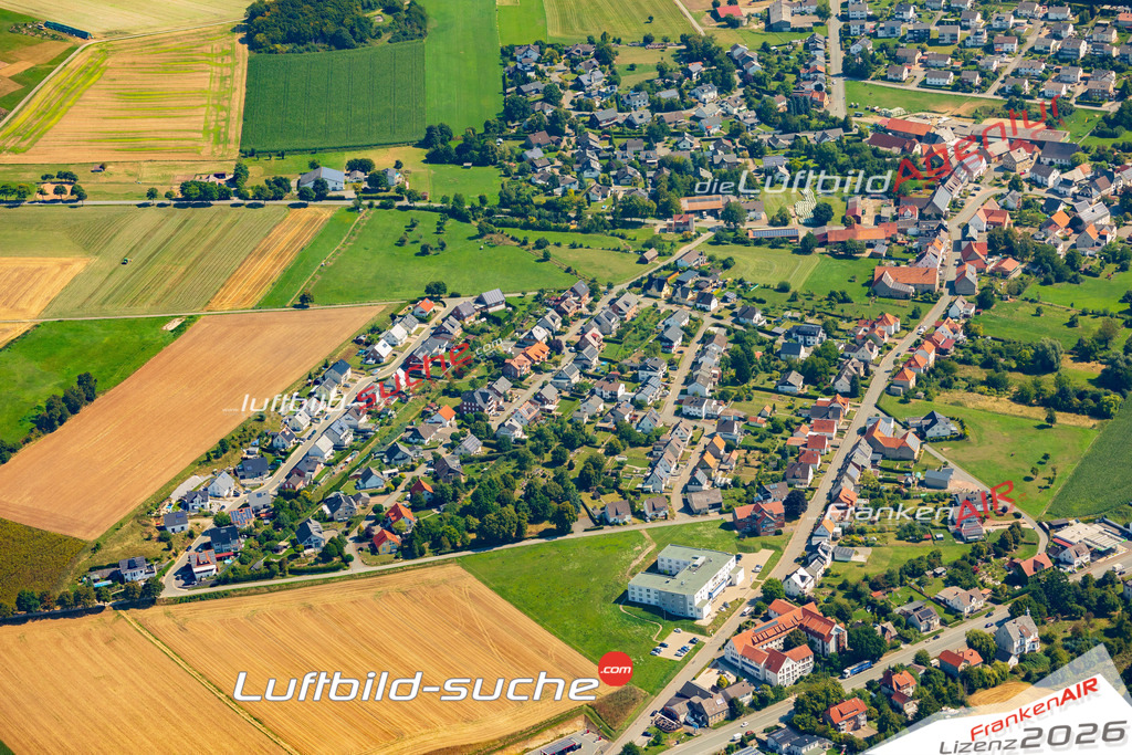 Luftaufnahme Rimbeck Warburg - Die Luftaufnahme wurde 2025 vom UL-Flugzeug heraus erstellt ( ohne Drohne ) - Hochauflösende Luftaufnahme - für professionelle Ausdrucke geeignet. Die Geschenkidee !Mit Lizenz und Bildrechte bestellbar