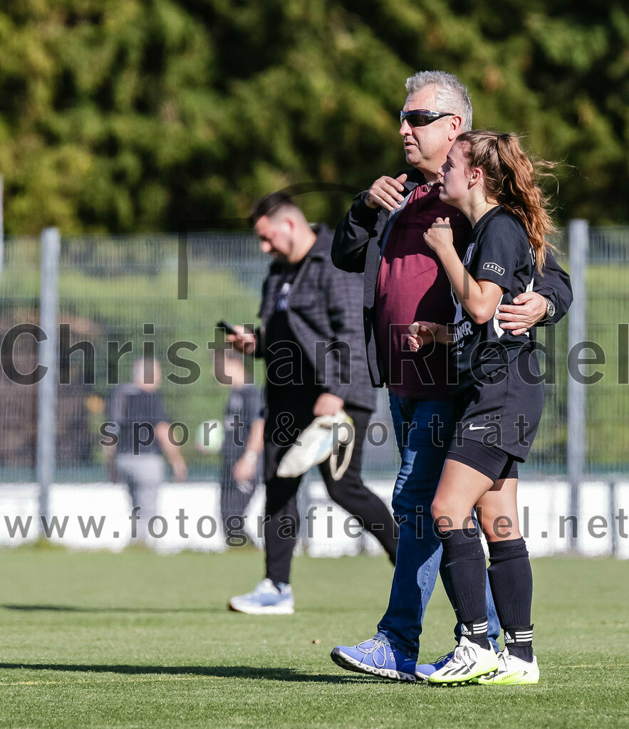 2023-10-21_107_FC_Langengeisling_gegen_TSV_Eching | Erding, Deutschland, 21.10.2023:
Fußball, Bezirksoberliga 2023 / 2024, 8. Spieltag, FC Langengeisling gegen TSV Eching, Endergebnis: 0:0

Julia Hauptkorn (TSV Eching, #16)

Foto: Christian Riedel / fotografie-riedel.net