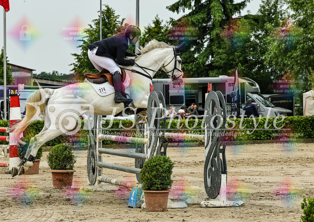 20250528_17.1_KlL110-359 | JS-PHOTOSTYLE