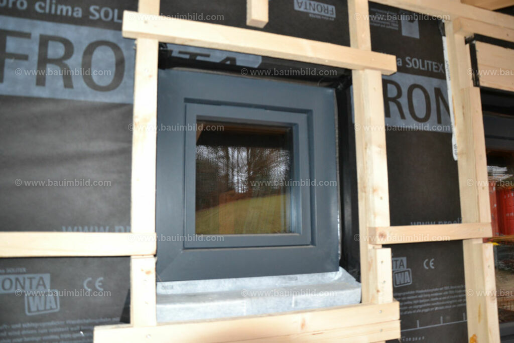 bib-lg14-fenster-0077 | Nach LV-Leistungsgruppen sortierte Detailfotos über den Bau eines Hauses. Alle Hausbau-Bilder direkt vom Urheber und Autor der Website Haus-Selber-Bauen.com